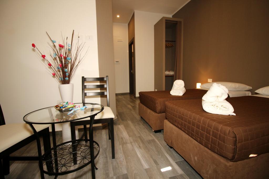 Mi.Ro Rooms Rome Bagian luar foto